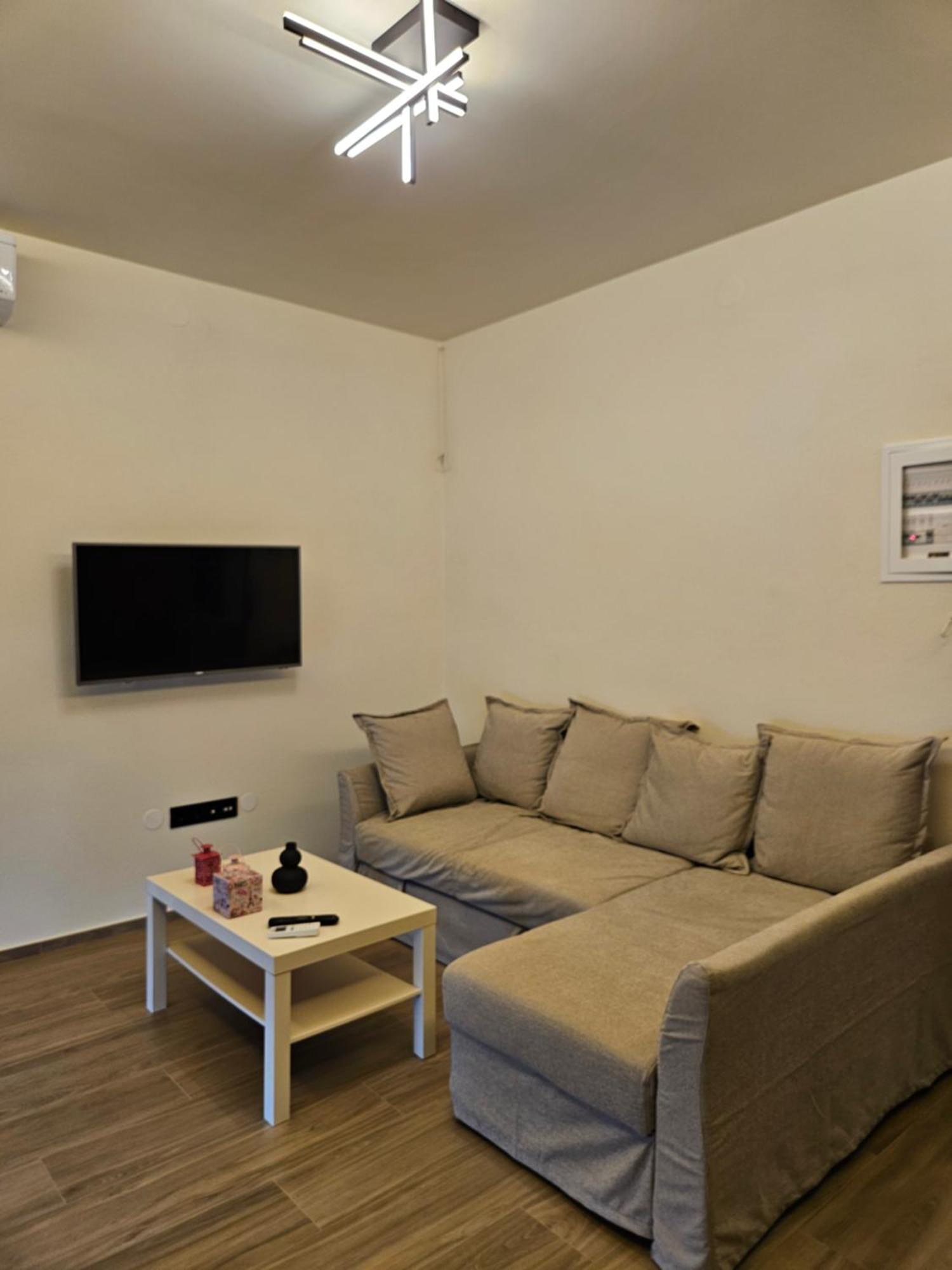 Jk Luxury Apartments Nea Chili Exterior photo